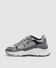 Load image into Gallery viewer, Cleens Pulse Runner Sneaker