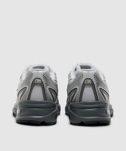 Load image into Gallery viewer, New Balance 740