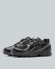 Load image into Gallery viewer, New Balance 740