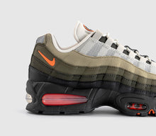 Load image into Gallery viewer, NIKE AIR MAX 95 "SAFETY ORANGE"