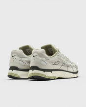 Load image into Gallery viewer, Nike P-6000