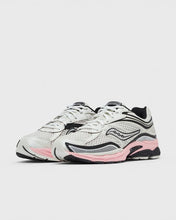 Load image into Gallery viewer, Saucony PROGRID OMNI 9