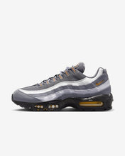 Load image into Gallery viewer, NIKE AIR MAX 95 "SAFETY ORANGE"