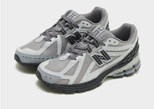 Load image into Gallery viewer, NEW BALANCE 1906R
