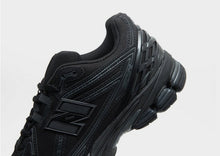 Load image into Gallery viewer, New Balance 1906R