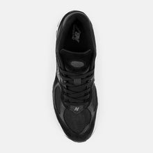 Load image into Gallery viewer, NEW BALANCE 2002R