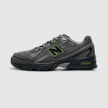 Load image into Gallery viewer, New Balance 740