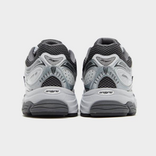 Load image into Gallery viewer, Saucony Progrid Omni 9