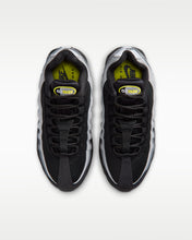 Load image into Gallery viewer, Nike Air Max 95 'BATMAN' OLDER KIDS
