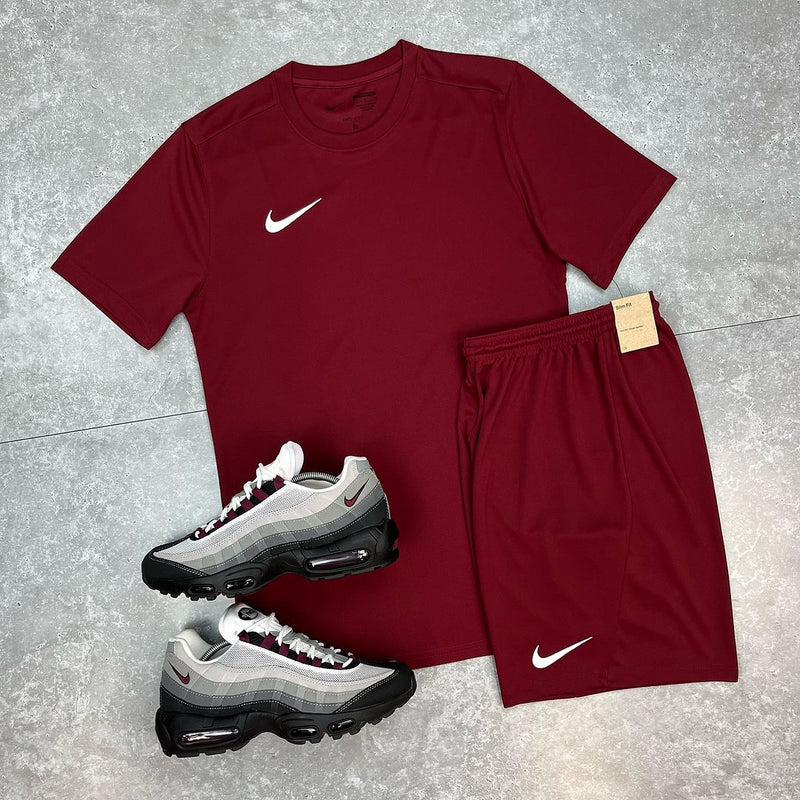 NIKE DRI-FIT TSHIRT / SHORTS SETS