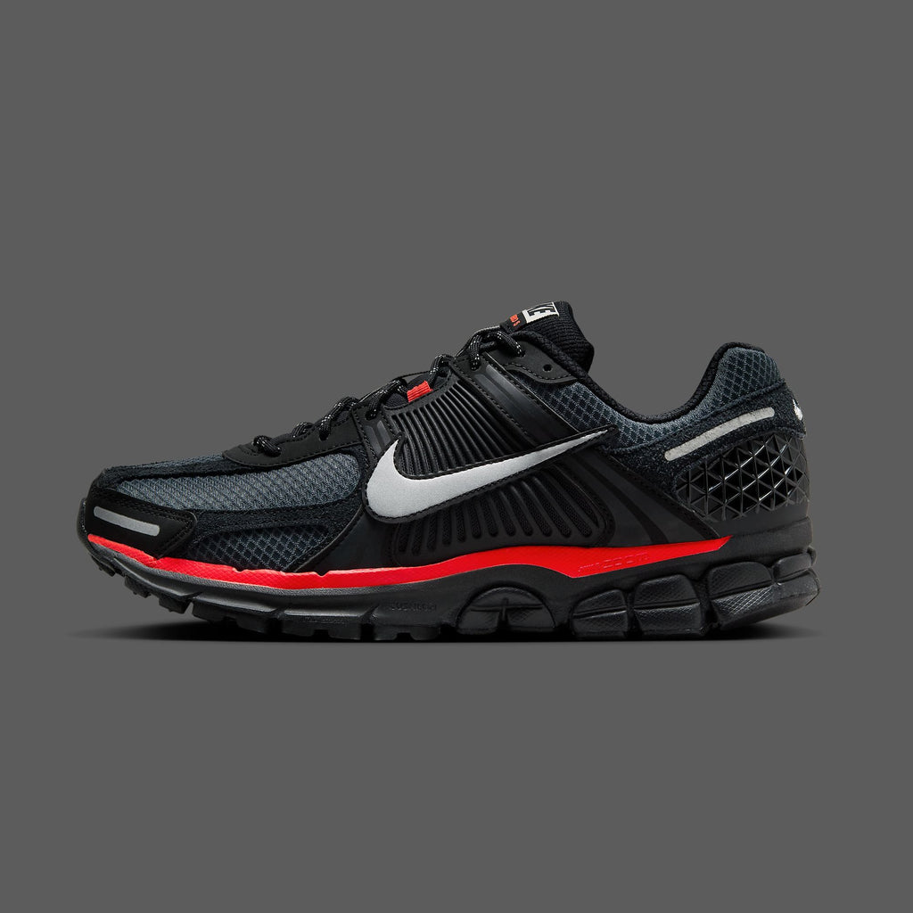 Nike zoom vomero 5 red best sale