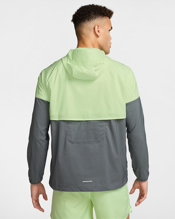 Nike Impossibly Light Windrunner