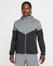 Load image into Gallery viewer, Nike Windrunner / Challenger Set
