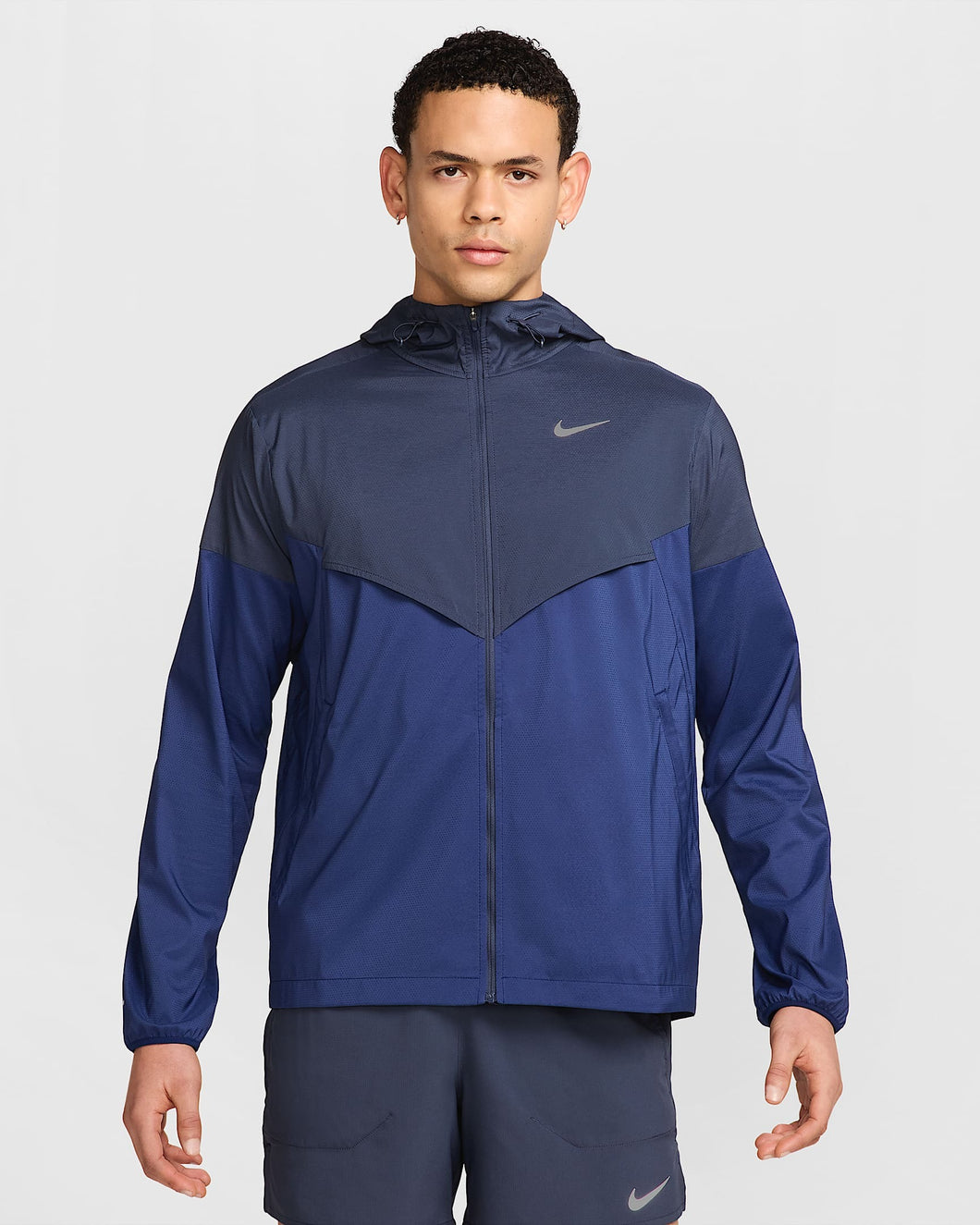 Nike Impossibly Light Windrunner 