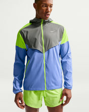 Load image into Gallery viewer, Nike Impossibly Light Windrunner
