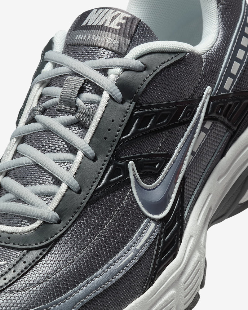 NIKE INITIATOR “ANTHRACITE”