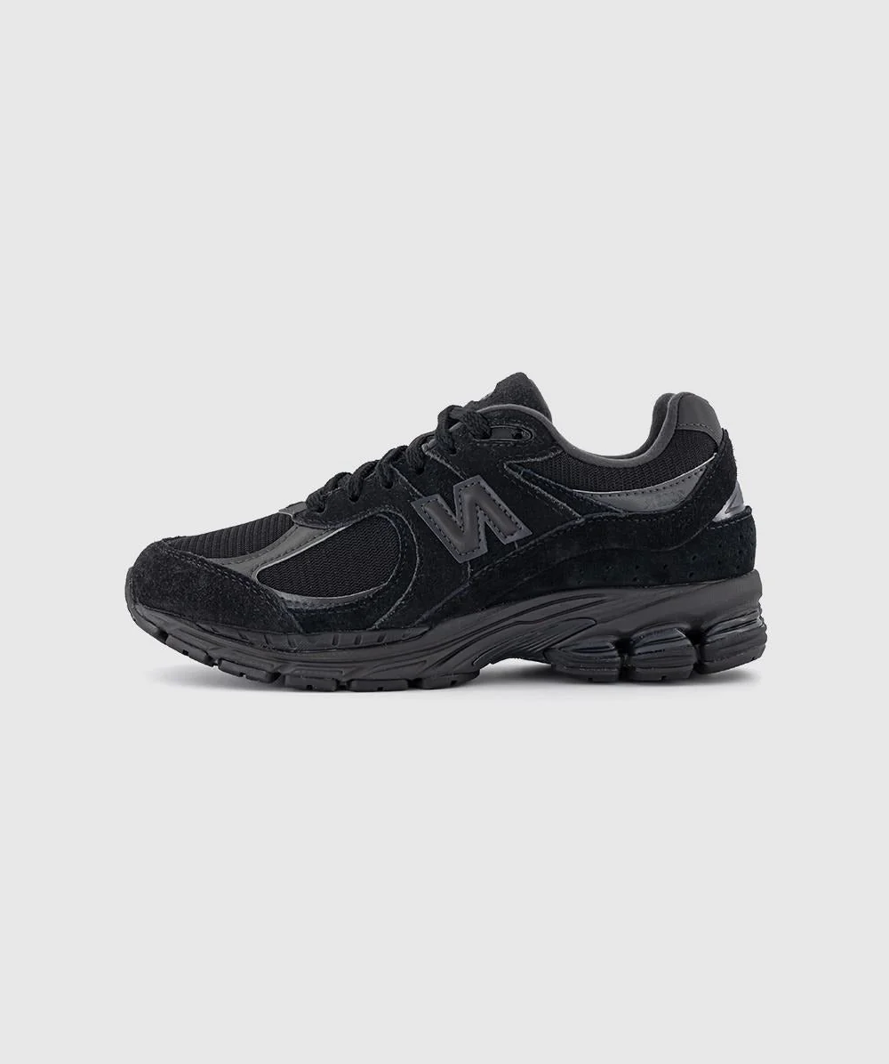 black new balance