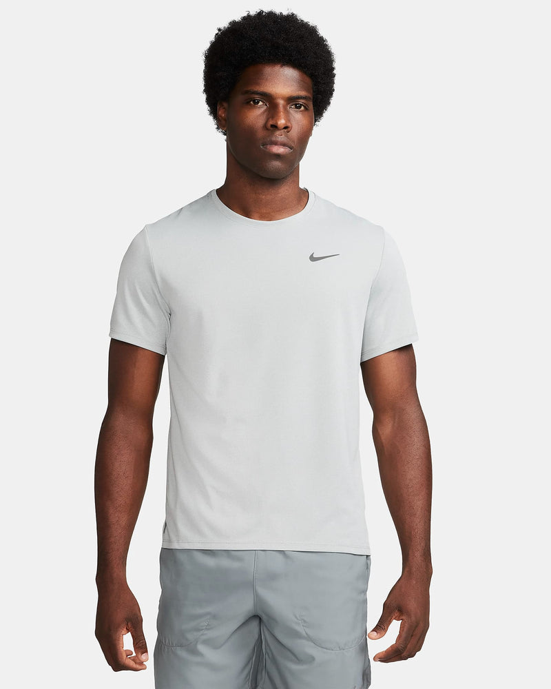 Nike Miler Men's Dri-FIT UV T-Shirt