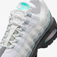 Load image into Gallery viewer, Nike Air Max 95 “Apple Pink”
