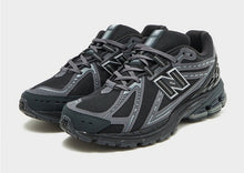 Load image into Gallery viewer, New Balance 1906R
