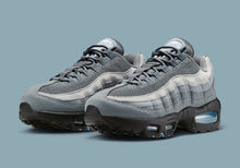 Load image into Gallery viewer, Nike Air Max 95 GS
