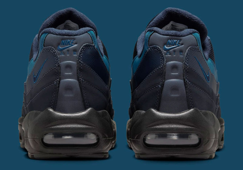 Nike Air Max “Harbour Blue”