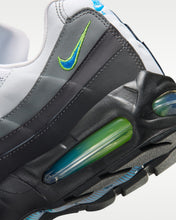 Load image into Gallery viewer, NIKE AIR MAX 95 "APPLE BLUE"
