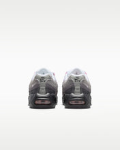 Load image into Gallery viewer, Nike Air Max 95 YOUNGER KIDS "PINK FOAM"
