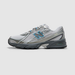 New Balance 740