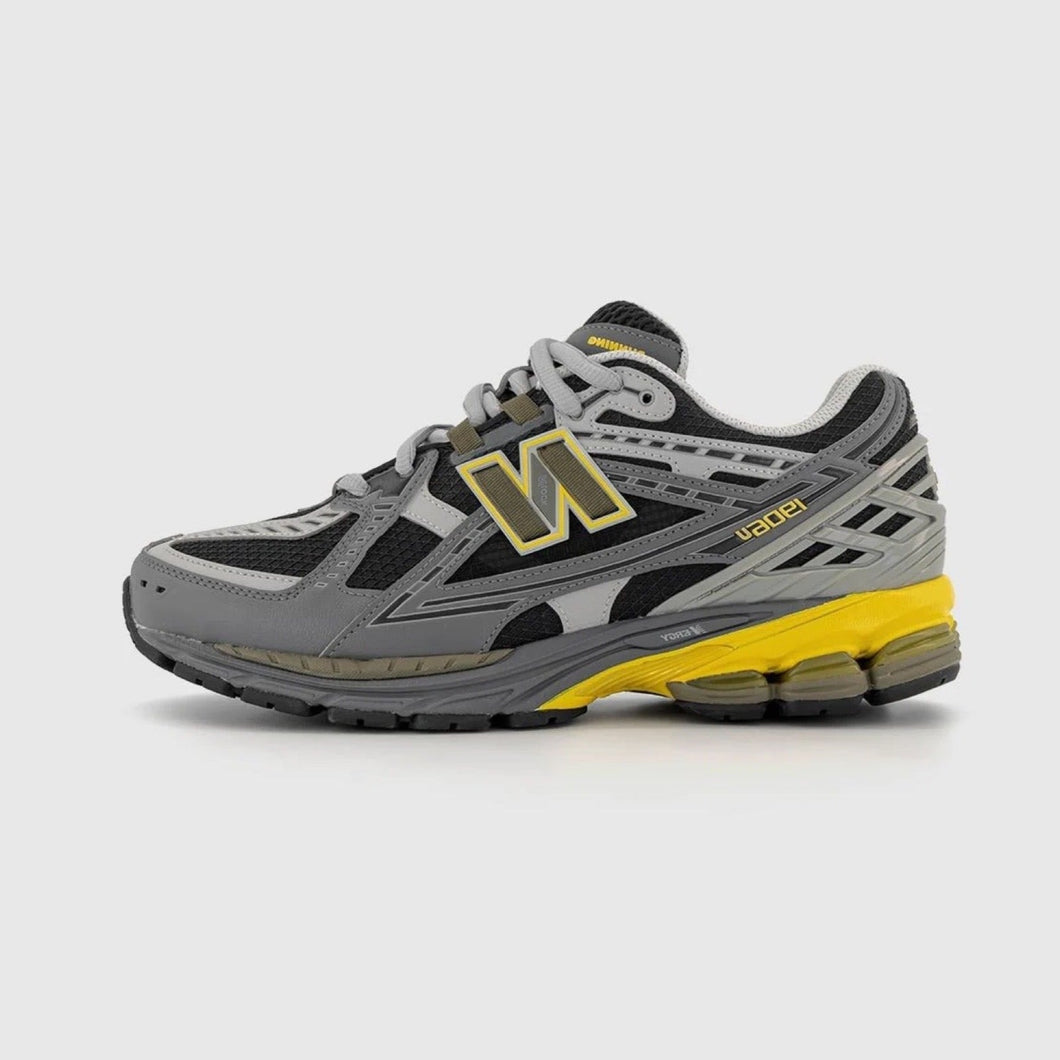 NEW BALANCE 1906 TRAINERS NEW Castlerock Yellow