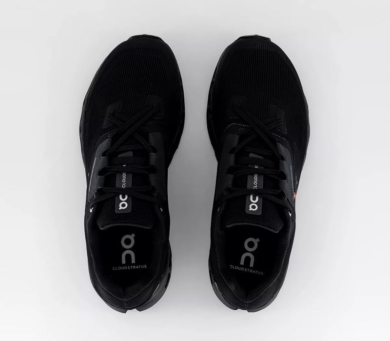On Running CLOUDSTRATUS TRAINERS BLACK