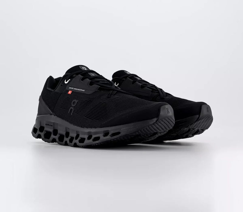 On Running CLOUDSTRATUS TRAINERS BLACK