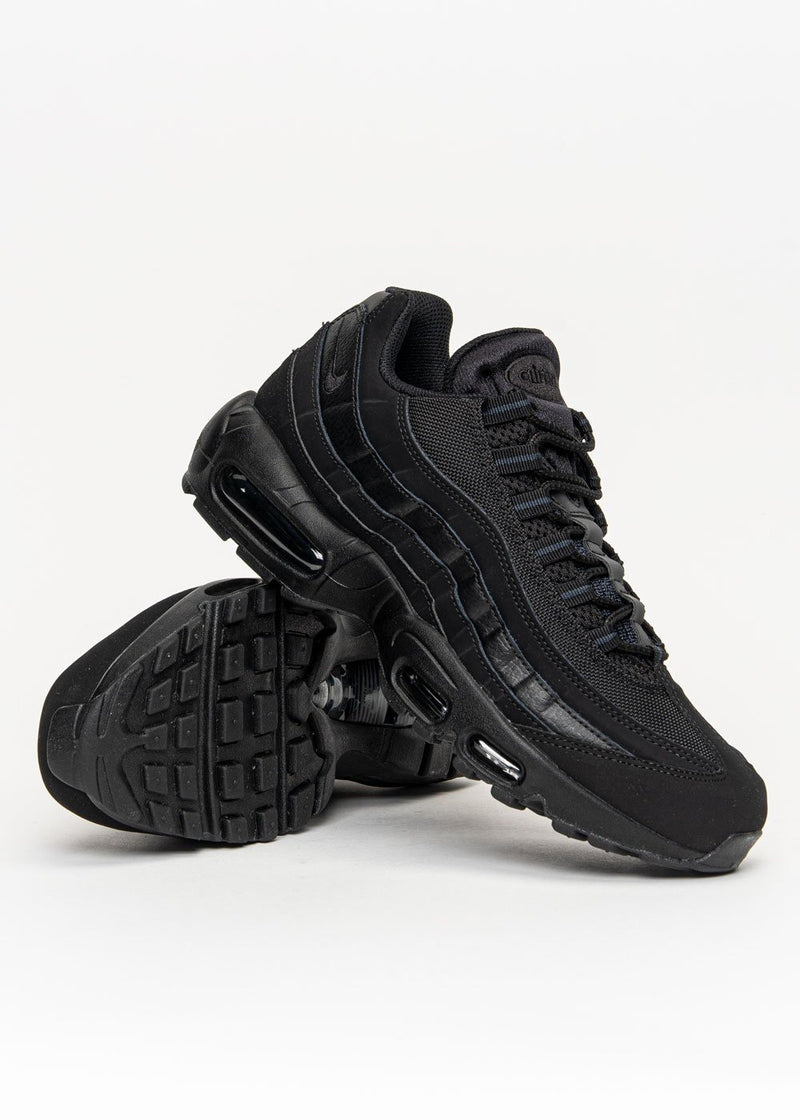 Nike Air Max 95 Essential Triple Black Suede” – Rigouts