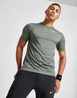 Nike Miler Short Sleeve T-Shirt